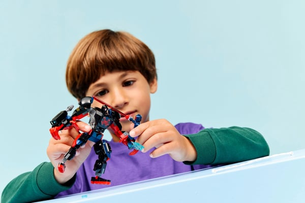 LEGO Super Heroes Marvel 76337 Miles Morales robot mot Spider-Man 2099