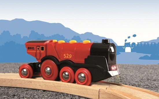 BRIO World 33592 - Kraftig rød batteridrevet lokomotiv