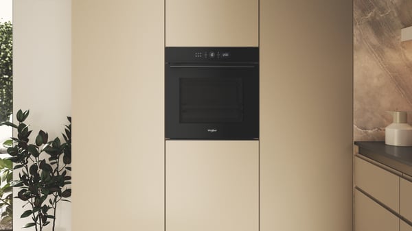 Whirlpool WOI5S8HM2SBA Absolute fristående ugn, svart