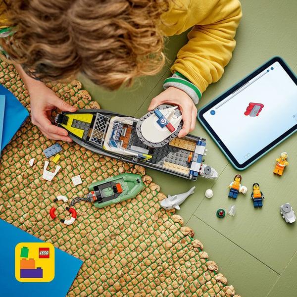 LEGO City 60456 Polisens snabba båtjakt