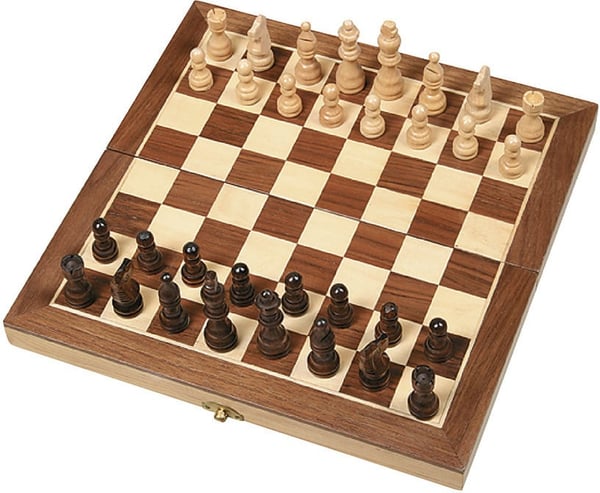 Schackspel, i lådan