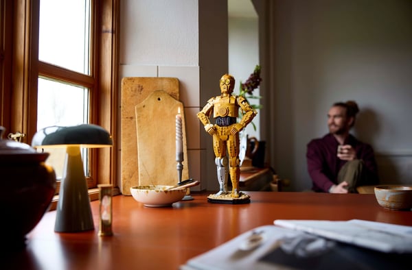 LEGO® Star Wars™ C-3PO™ Bygbar droidfigur 75398