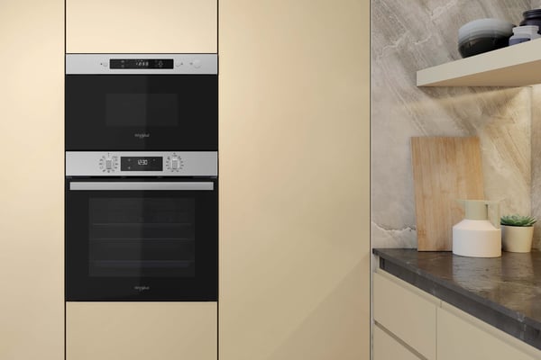 Whirlpool MBNA900X mikrobølgeovn, stål