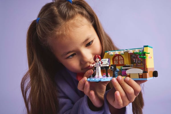LEGO Friends 42647 – Paisleys værelse