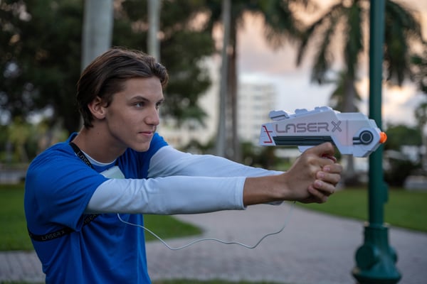 Laser X Ultra Bröstmottagare, Laserpistolspel