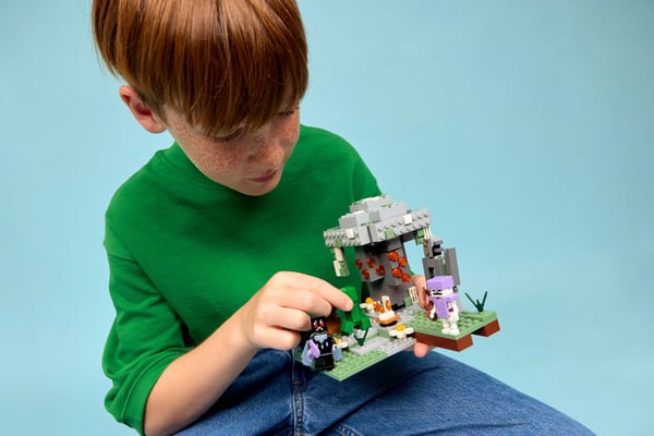 LEGO Minecraft 21586 Bleka trädgården
