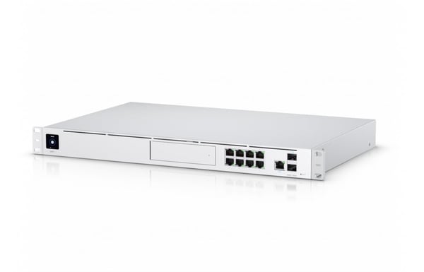 Ubiquiti UniFi Dream Machine Pro -switch och brandvägg