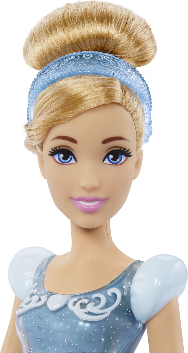 Disney prinsessa Askungen -muotinukke