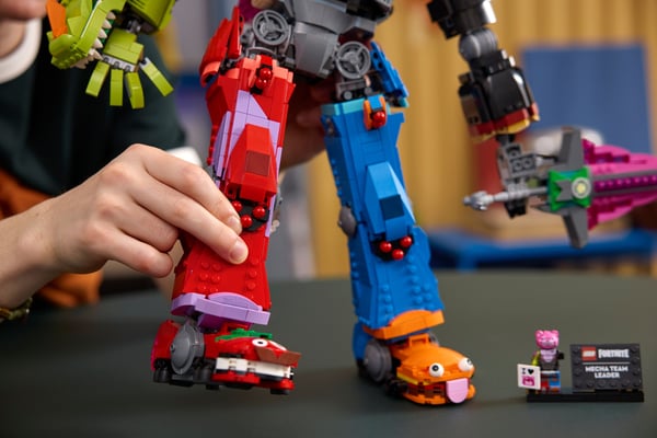 LEGO Fortnite 77078 Mecha Team Leader