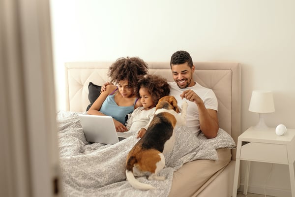 Airthings Wave Mini -inomhusluftsmätare