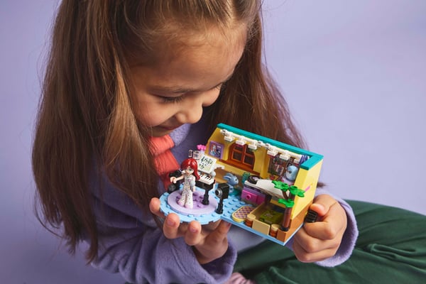LEGO Friends 42647 – Paisleys værelse