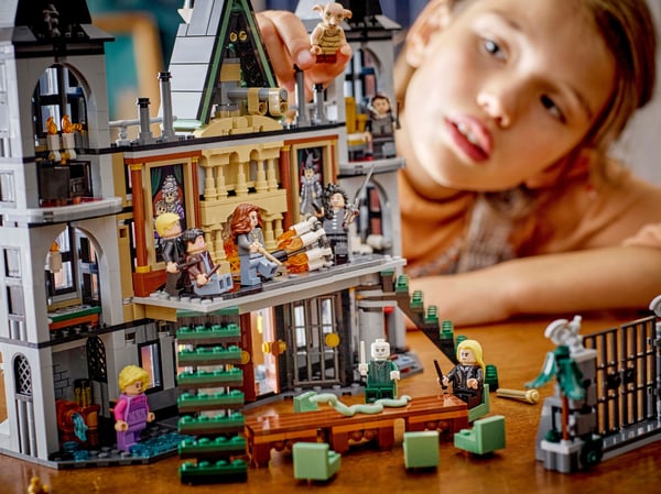 LEGO Harry Potter 76453 – Malfoys slot
