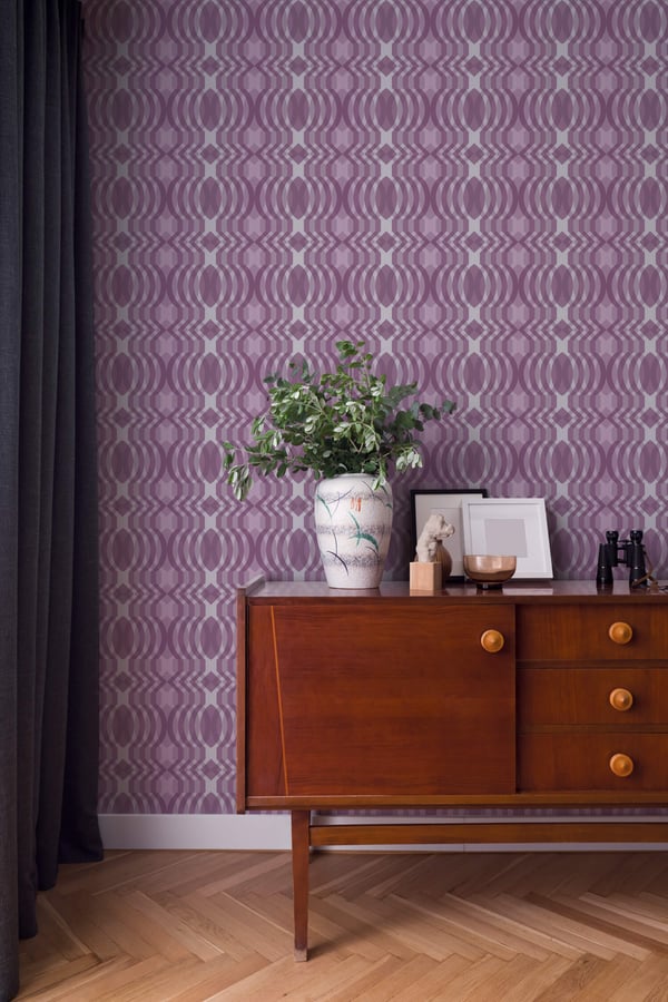 Retro tapet Profhome 395343-GU varmt stemplet ikke-vævet tapet lidt tekstureret grafisk mat purpurrød violet lilla creme 4,5 m2