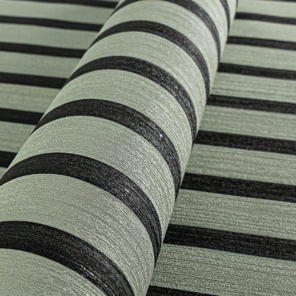 Stripes tapet Profhome 786282-GU varmt stemplet ikke-vævet tapet lidt tekstureret træ imitation mat grøn lysegrøn sort 5,33 m2