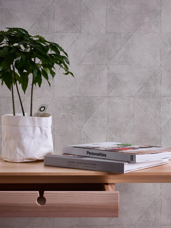 Grafisk tapet Profhome 389761-GU heta präglade non-woven tapet texturerad begagnad utseende och metalliska höjdpunkter grå silver grå 5,33 m2