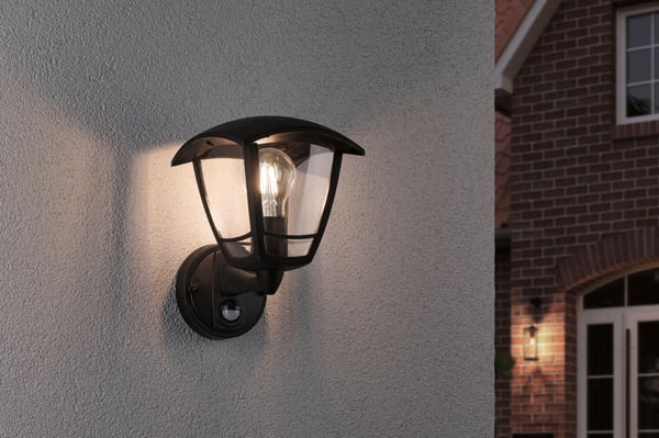 Paulmann Vägglampa för utomhusbruk Classic curved Skymningsstyrd rörelsedetektor (IR) IP44 vinkelformad 164x230 mm max. 12W 230V Svart Plast