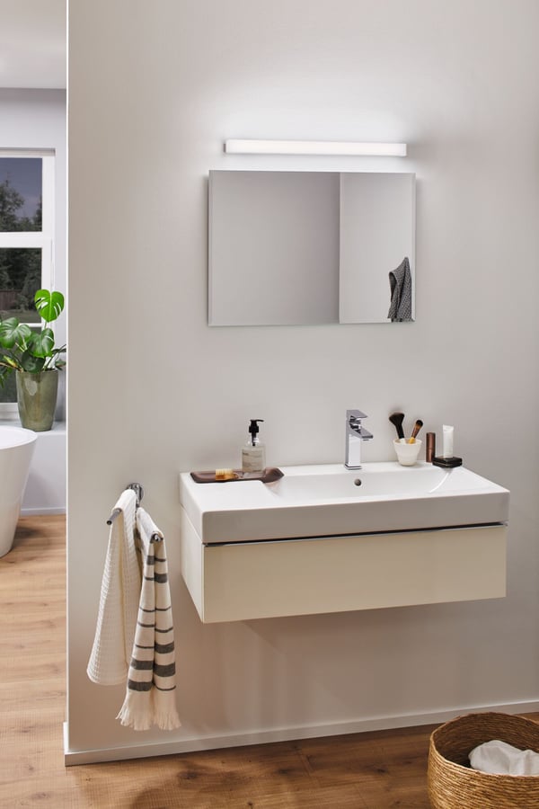 Paulmann Selection Bathroom LED spegellampa Luno IP44 White Switch 770lm 230V 8W Aluminium