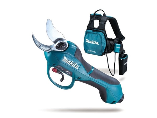 MAKITA häcksax 18 V x 2 DUP362PT2 2 x 5,0 Ah