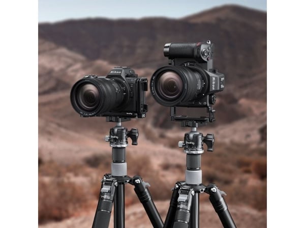 SmallRig 4523, Levykiinnitys, musta, 1/4-20, 3/8-16", Nikon Z 6III, 147,4 mm, 64,7 mm
