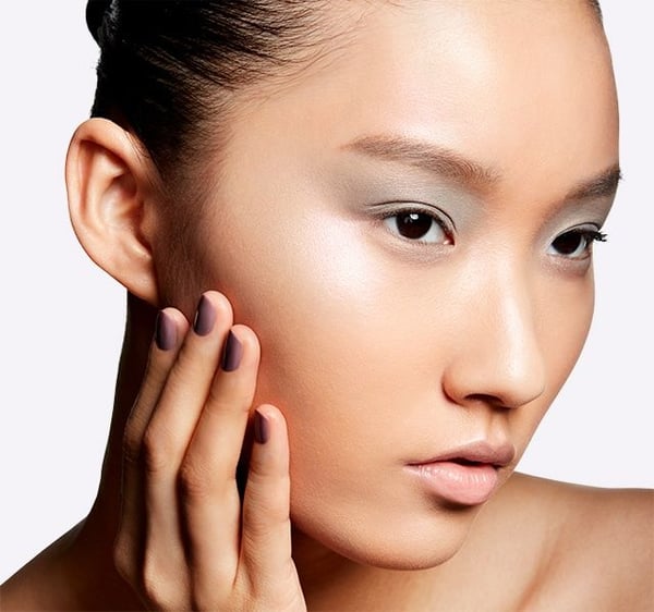 MAC Extra Dimension Skinfinish Show Gold 9 g