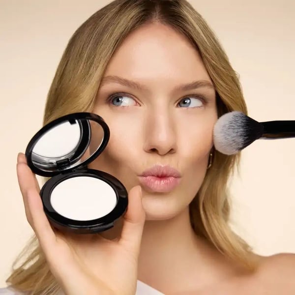 ARTDECO 4052136094275, Makeupfixeringspuder, Mattgörande, SYNTHETIC FLUORPHLOGOPITE, SILICA, CETEARYL ETHYLHEXANOATE, GLYCERIN, HYDROLYZED RICE PRO...