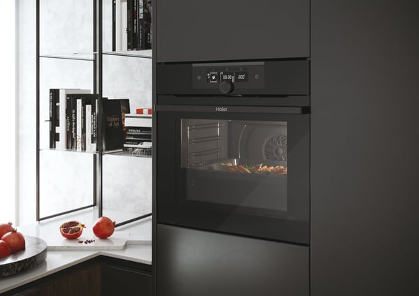 Haier I-Turn Series 2 HWO60SM2F3BH, Sähköuuni, 70 L, 70 L, Höyry, Hydrolyyttinen, Kiinteä