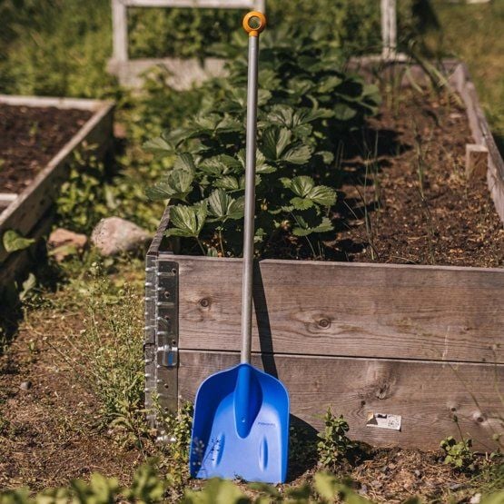 Fiskars 1001421, Snøskuffe, Plast, Blå, Sølv, firkant, Monokromatisk