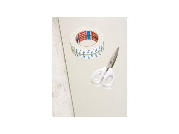 TESA 55733-00010, Monterings tape, Hvit, 5 m, Innendørs, Plast, Tre, 0,5 kg/cm