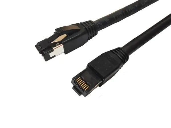 MicroConnect - Koblingskabel - RJ-45 (hann) til RJ-45 (hann) - 1.5 m - S/FTP - CAT 8.1 - halogenfri, uten hindringer - svart