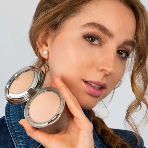Artdeco Hydra Mineral Compact Foundation 10 Ml 60 Light Beige