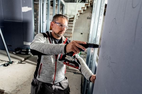 Metabo TBS 18 LTX BL 5000 kipsilevyruuvinväännin 18 V 2 kpl 4,0 Ah LiHD-akut