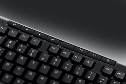 Logitech Wireless Keyboard K270 - Tangentbord - trådlös - 2.4 GHz - Nordisk
