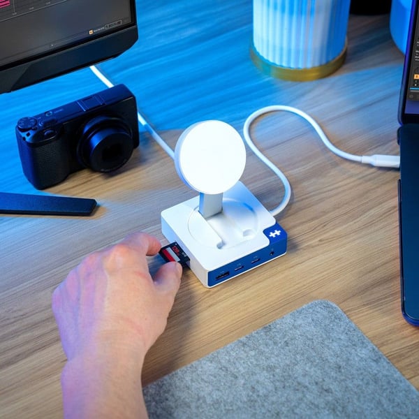 HyperDrive Flex MagCharge - Dokkingstasjon - USB-C - HDMI