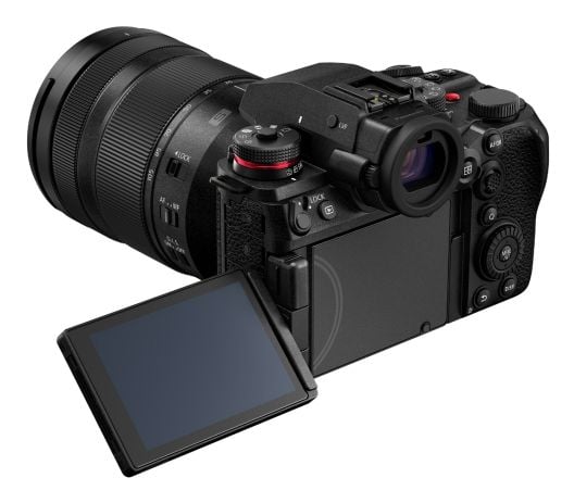 Panasonic Lumix S1IIE mit 24-105mm, 24,2 MP, 6000 x 4000 pikseliä, CMOS, 6K Ultra HD, Kosketusnäyttö, Musta