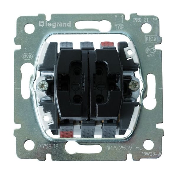 Legrand 775818, Painikkeet, Harmaa, Muovi, IP21, Sisäinen, 71 mm