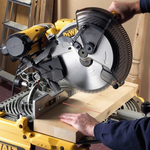 Dewalt Sågblad för stationära sågar 305x30mm 80 tänder - DT4288