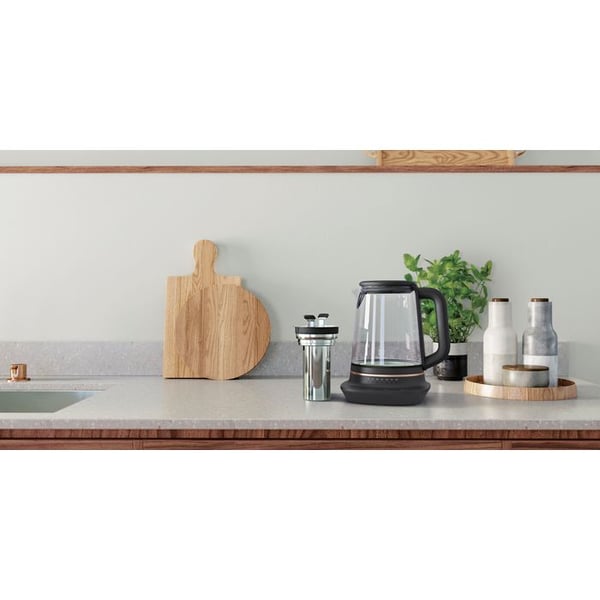 Electrolux E7GK1-8BP vedenkeitin 2000 W 1,7 l säädettävä lämpötila, musta/kupari