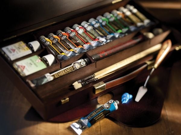 Rembrandt oljefärg trälåda Professional | 12 x + 1 x 60 ml + tillbehör