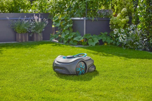 Gardena trådløs robotgressklipper smart SILENO free - RTK-GPS - 1500 m²