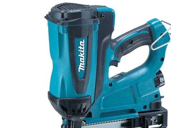 Makita GN420CSE, 2.6 - 3.1 mm, Pnaumatisk, Lithium-Ion (Li-Ion), 7,2 V, 108 mm, 315 mm