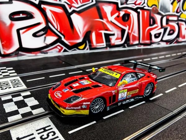Carrera 20023974 DIGITAL 124 Ferrari 575 GTC leluauto nro 10