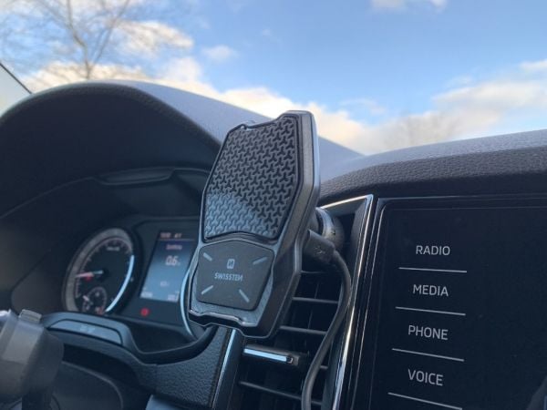 Swissten SV0153268010, Mobiltelefon / smartphone, Passiv hållare, Bil, Svart
