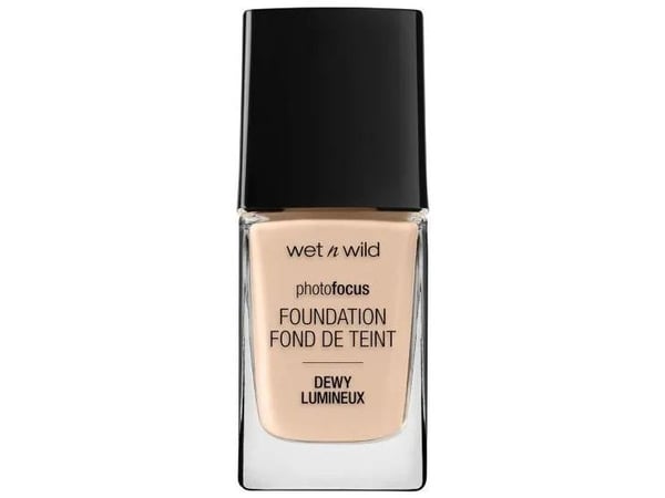 Wet n Wild Photo Focus Dewy foundation 28 ml Soft Beige