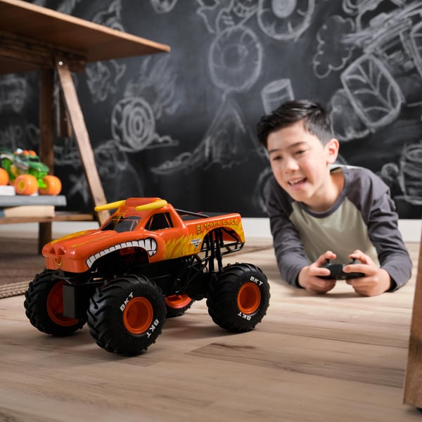 Spin Master Monster Jam El Toro Loco RC-monsteriauto 1:15, musta/oranssi