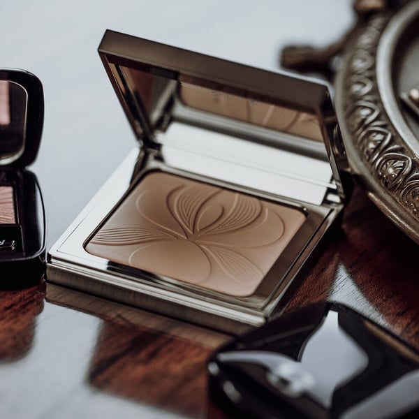 SISLEY BLUR EXPERT perfeksjonerende utjevnende pudder 11G