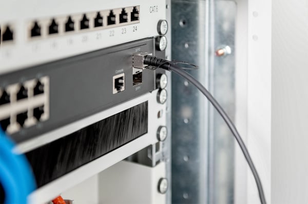 DIGITUS Professional - 10GBase direct attach kaapeli - SFP+ SFP+:sta SFP+:aan - 3 m - kaksiakselinen