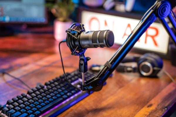 Audio-Technica AT2040USB, PC-mikrofoni, 80 - 16000 Hz, 1%, 24 bittiä, 96 kHz, Langallinen