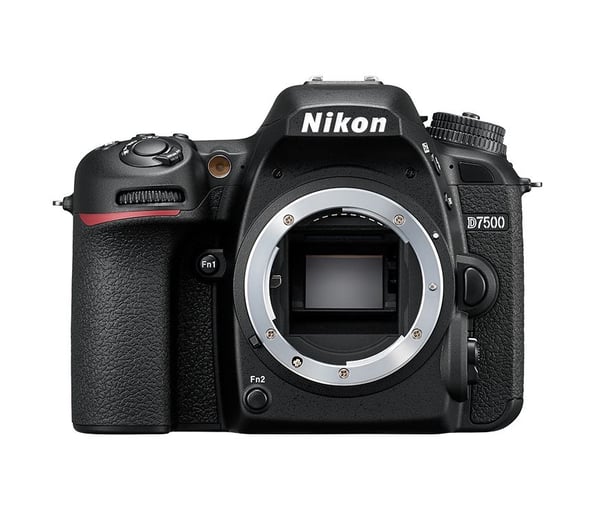 Nikon D7500, 20,9 MP, 5568 x 3712 pikseliä, CMOS, 4K Ultra HD, Kosketusnäyttö, Musta