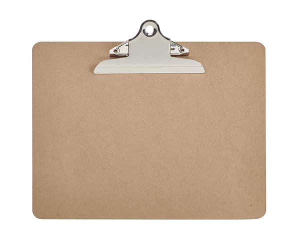 MAUL utklippstavle MAULklassisk, hardboard tre, DIN A4 landskap, nostalgisk klips på langsiden, stålklemme, - 1 stk (2392670)