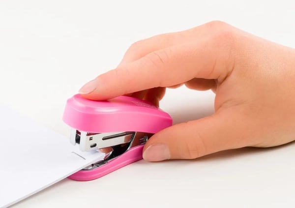 Novus MINI, 12 ark, Rosa, 24/6, 26/6, Metall, Plast, 80 g/m², 2 cm